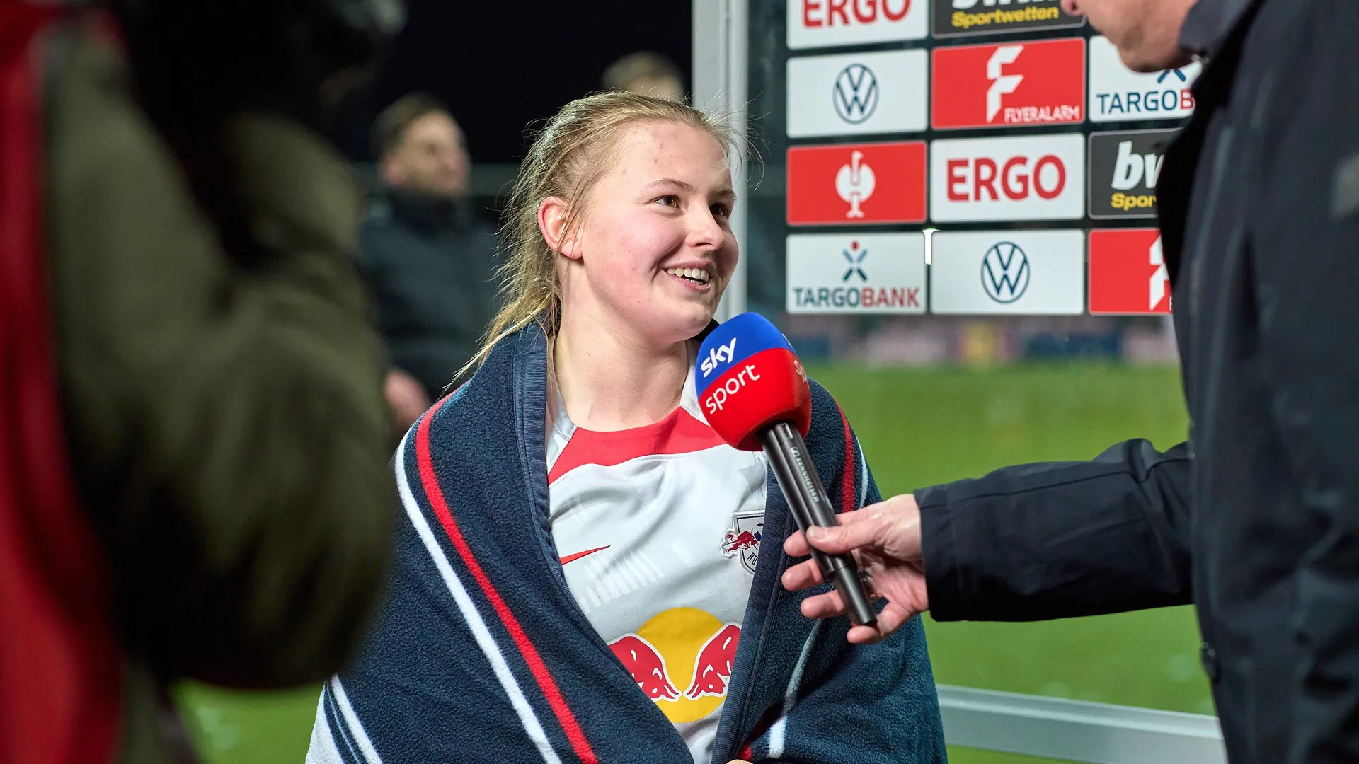 里程碑夜！莱比锡更衣室发声，德国杯集结日刷纪录，压力陡增，数据趋势出现新变化-开云官网